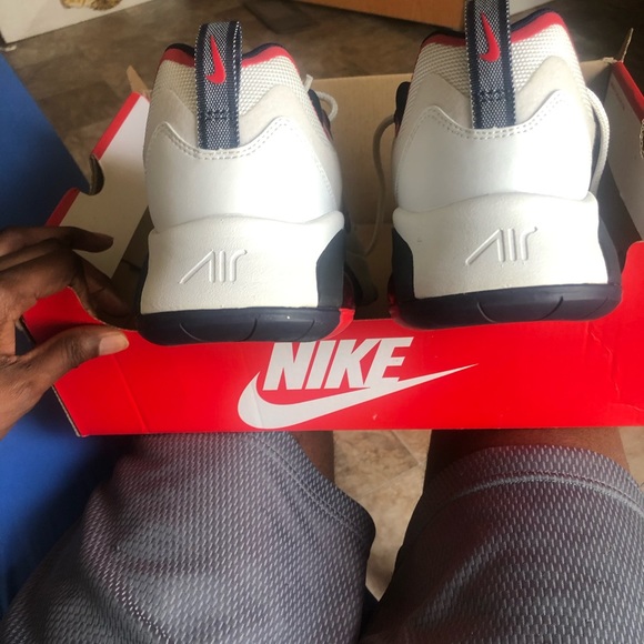 Nike Air Max 200 - Picture 2 of 5